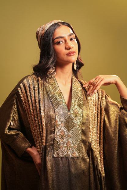NOORAIN – Burnished Metallic Embroidered Luxury Ensemble