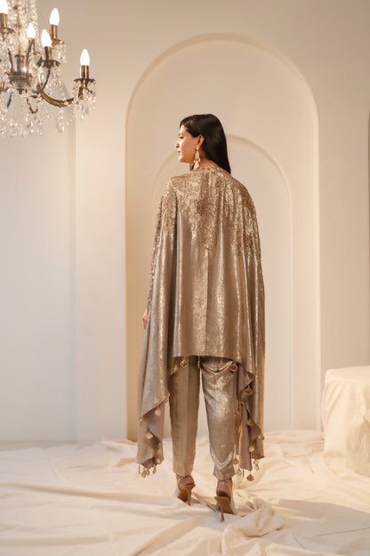 ZAREESHA – Metallic Embroidered Luxury Cape Set